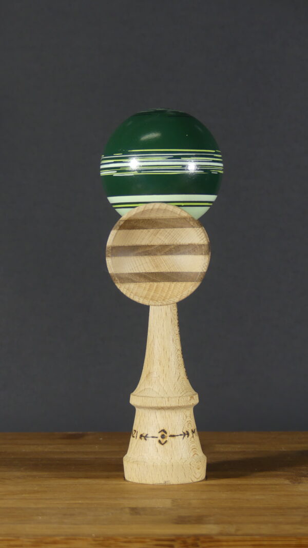 Tama line VERDE MILITAR  de madera de fresno  y bambú para kendama - Imagen 8