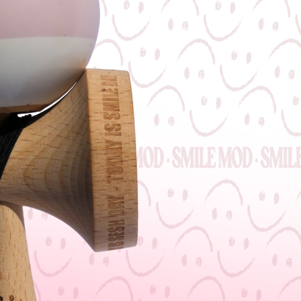 KENDAMA ROSA  MIANZI SMILE MOD :)  - Profesional - Imagen 3