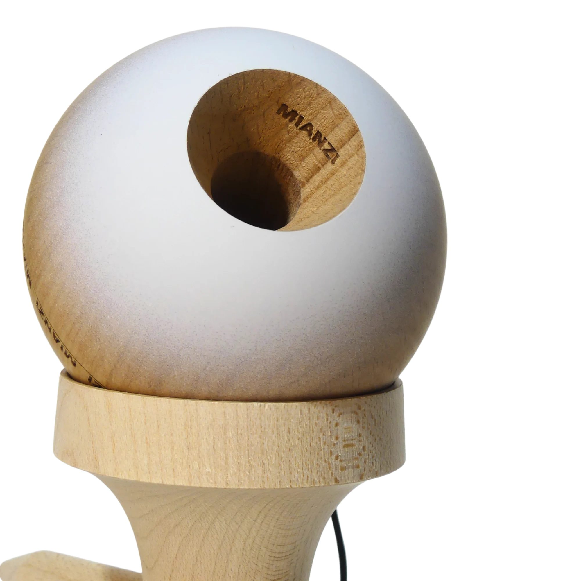 Kendama Shadow v.1 Blanco – Acabado Anti-Skid · 2nd Shape – vista 6